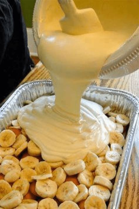 Paula Deen’s “Not Yo’ Mama’s Banana Pudding” - Yummy Recipes