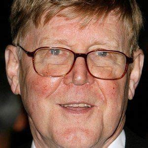 Alan Bennett - Age, Family, Bio | Famous Birthdays