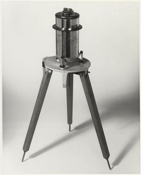 Worden Gravimeter | National Museum of American History