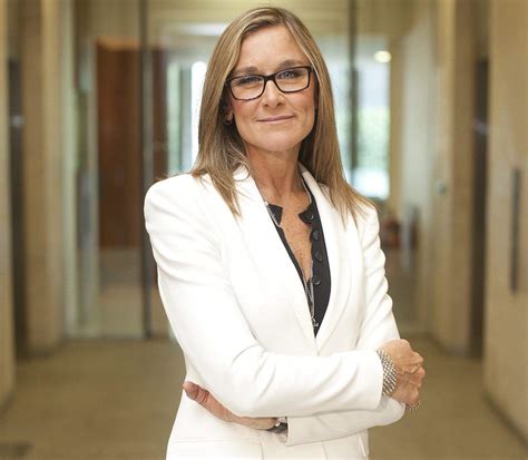 Why Angela Ahrendts Is Stalling Apple: Money | Cult of Mac