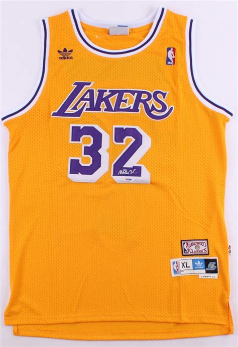 Magic Johnson Signed Lakers Jersey (PSA COA) | Pristine Auction