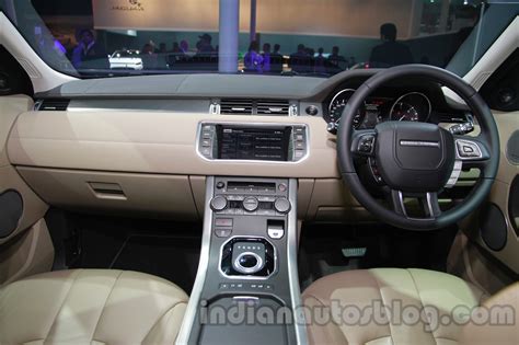 Auto Expo 2014 - 2014 Range Rover Evoque 9-speed launched