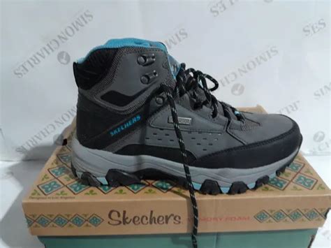 OF SKECHERS HIKING BOOTS CHARCOAL SIZE 5 4521611-Simon Charles Auctioneers