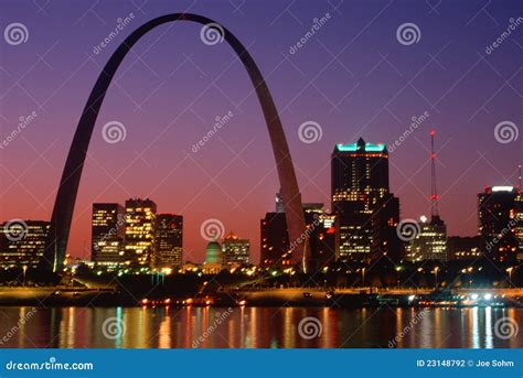 St. Louis, MO Skyline And Arch At Night Stock Photography - Image: 23148792