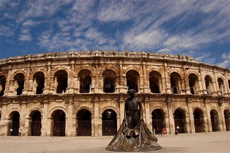 Photos de Nimes: Images et photos