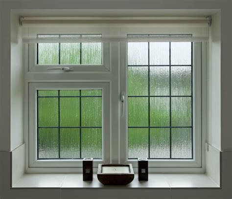 The Most Popular Types of Obscure Glass For Bathroom Windows - EmptyLightHome