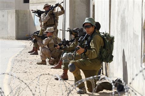 IDF paratroopers teach US marines ‘lost art’ of tunnel combat