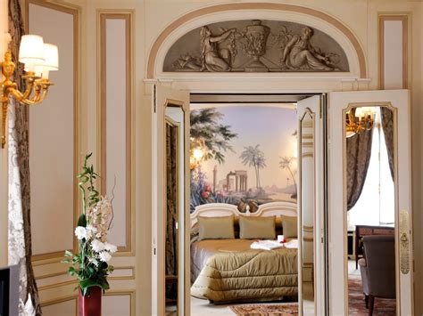 Hôtel Raphael — Hotel Review | Condé Nast Traveler