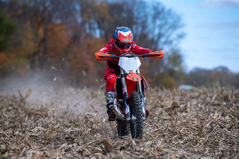 2021 KTM 125XC Race Test Review - Dirt Bike Test