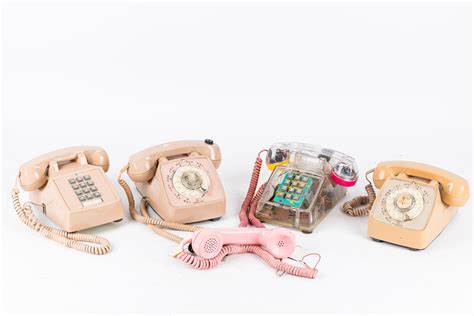 At Auction: Vintage Rotary & Push Button Phones