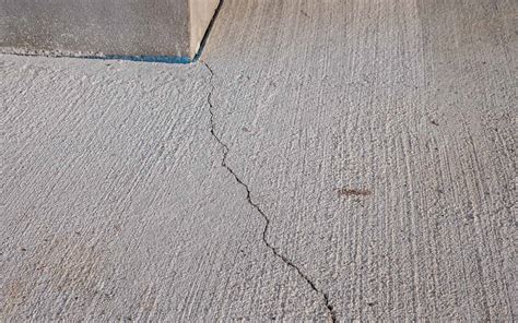 How you can Perform your Concrete Crack Repair? Simple Steps to Follow