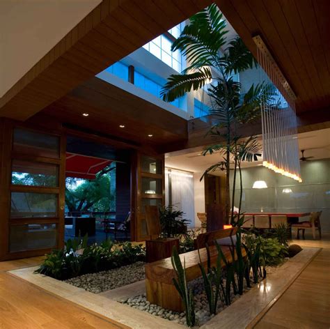 Family Home In New Delhi Designed For Three Generations | iDesignArch ...