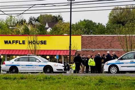 Man Sought in Waffle House Shooting Had Been Arrested Near White House - The New York Times