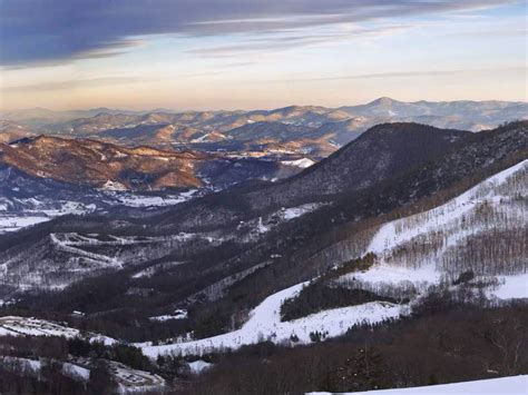 5 Best Ski Resorts in North Carolina, 2023/24 | Snowpak.com