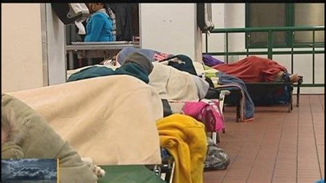 Homeless shelters open as storm hits San Diego | cbs8.com