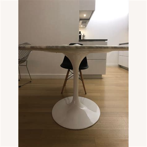 Eero Saarinen Oval Tulip Table Replica - AptDeco