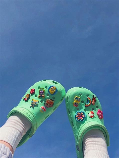 Pin by Maisie Wheeler-Holes on style in 2022 | Crocs fashion, Crocs aesthetic, Crocs outfit