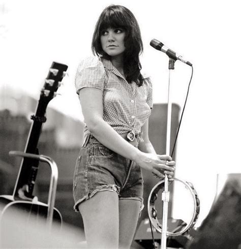 Linda Ronstadt, 1970s : r/oldschoolhot