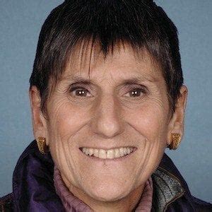 Rosa Delauro - Age, Family, Bio | Famous Birthdays