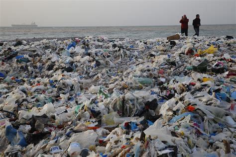 Stunning Photos Show Scale of Lebanon's Garbage Crisis