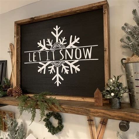 34 Inspiring Christmas Chalkboard Signs Design Ideas - MAGZHOUSE