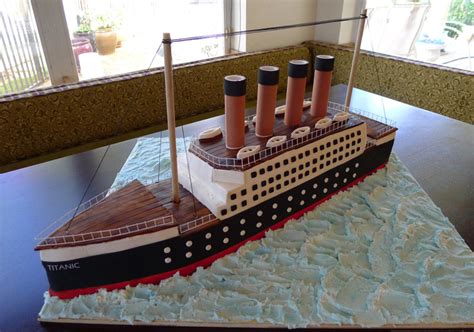 Titanic Cake - CakeCentral.com