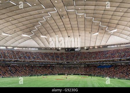 Tokyo Dome Baseball Stadium, Japan Stock Photo: 108843554 - Alamy