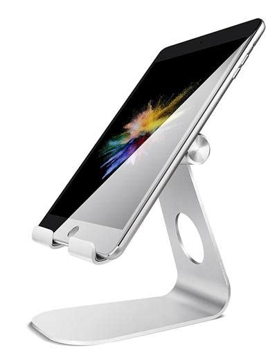 Top 5 Accessories You Should Get for the New 10.5" iPad Pro - Make Tech ...