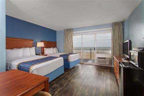 Ocean City Oceanfront Hotels on the Boardwalk | Days Inn Boardwalk