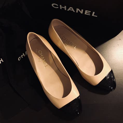 Always a favorite that will last forever... Chanel Ballet Flats, Forum, Mens Fashion, Forever ...