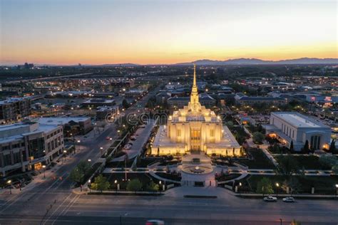 LDS Latter Day Saints Mormon Temple in Ogden, Utah at Sunset Editorial ...