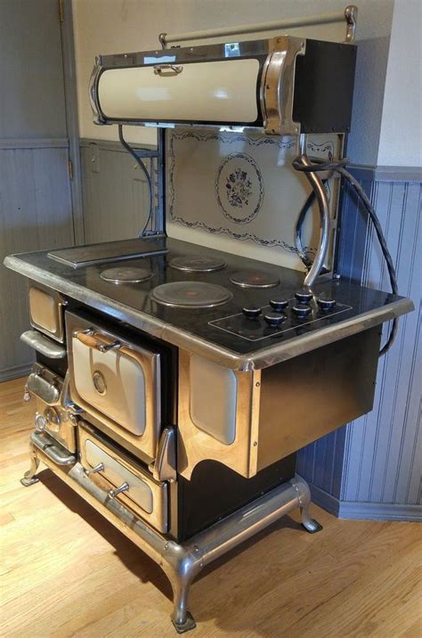 Antique Kitchen Appliances Reproduction : Antique Appliance Reproductions : All stoves can be ...