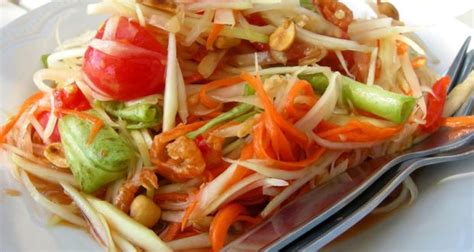 Papaya Salad Recipe by Niru Gupta - NDTV Food