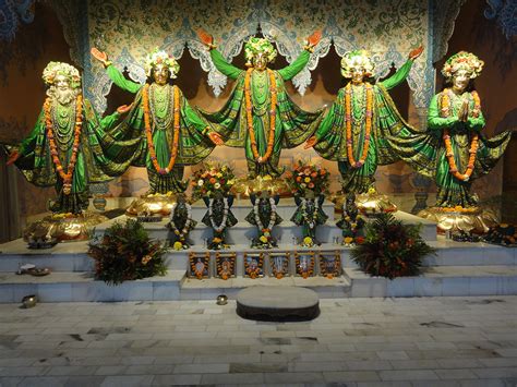 mayapur – 24 Hour Kirtan Radio