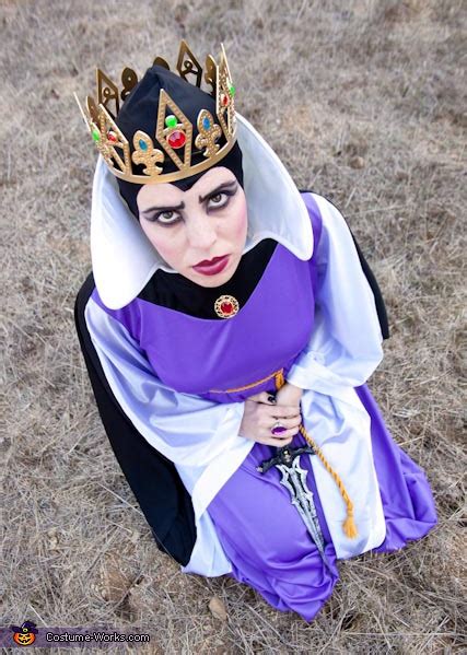 Queen from Snow White Halloween Costume | Creative DIY Costumes