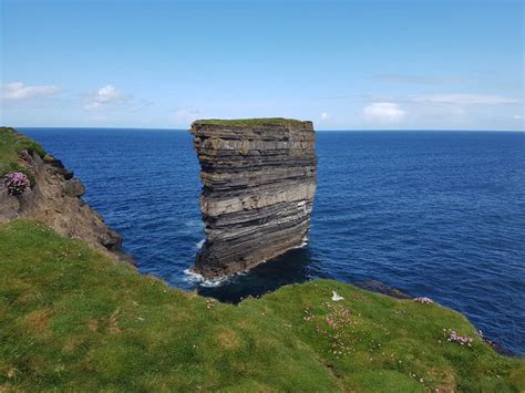 WILD ATLANTIC WAY de Limerick à Sligo - SUMMIT CAIRN