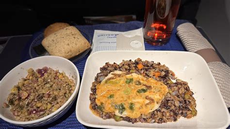 The Sad State Of Food On United Airlines [Roundup] - View from the Wing