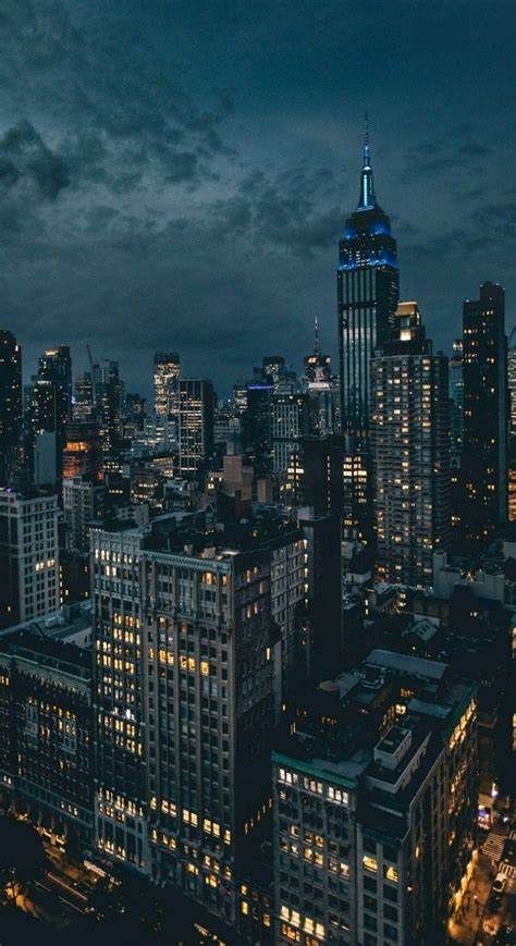 Pin by Iyan Sofyan on City & Buildings | New york wallpaper, City wallpaper, City landscape