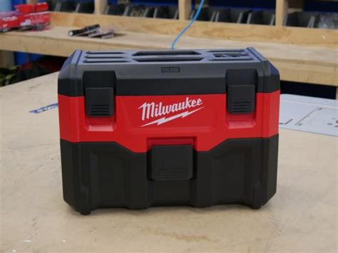 Milwaukee Cordless Vacuum - Tools In Action - Power Tool Reviews