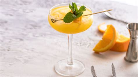 13 Best Mediterranean Cocktails to Drink