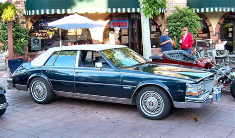 1982 Cadillac Seville - Information and photos - MOMENTcar