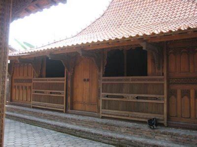 Rumah Tradisional Kudus ( Arsitektur Vernakular Indonesia ) ~ SketArch