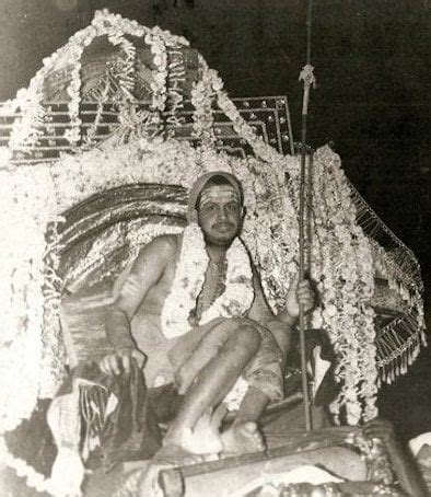 Jayendra Saraswathi (Shankaracharya) Age, Death Cause, Family ...