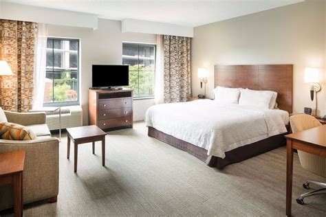 HAMPTON INN & SUITES LITTLE ROCK-DOWNTOWN $105 ($̶1̶1̶9̶) - Updated 2022 Prices & Hotel Reviews - AR