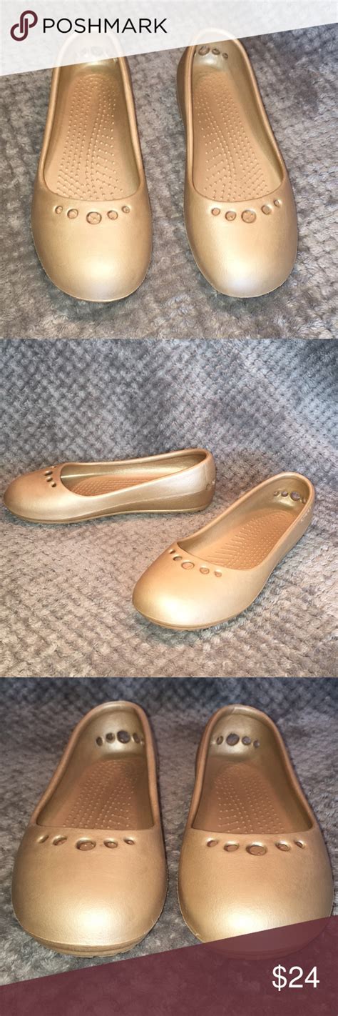 CROCS Golden Color Flats Sz 6W | Flats, Crocs flats, Crocs