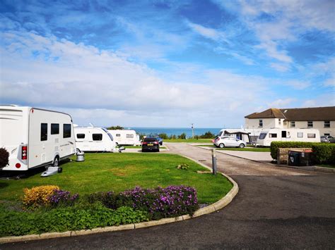 Bron-Y-Wendon Touring Caravan Park | VisitWales