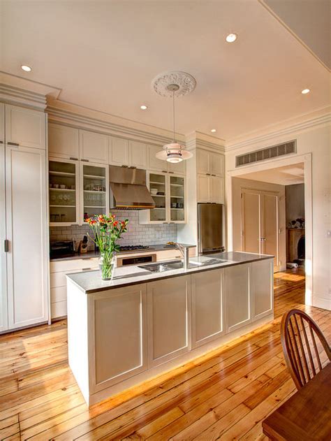 Best White Shaker Island Design Ideas & Remodel Pictures | Houzz