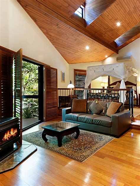 Mt Tamborine Accommodation | Escarpment Retreat | Lowest Rates Here