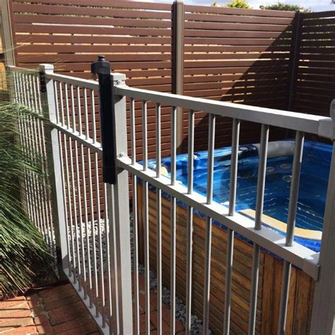 Aluminium Pool Fence | Aluminum pool fence, Pool fence, Outdoor decor