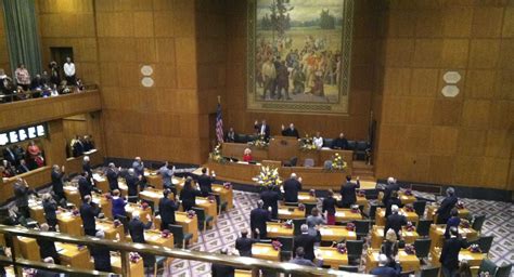 77th Oregon Legislative Assembly begins with education-focused State of ...